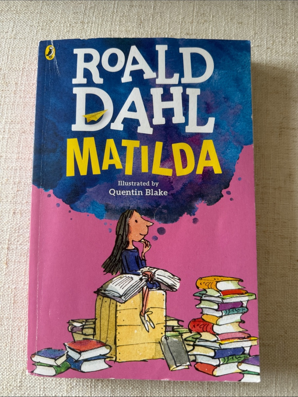 Roald Dahl Matilda Paperback - Pink & Blue Cover